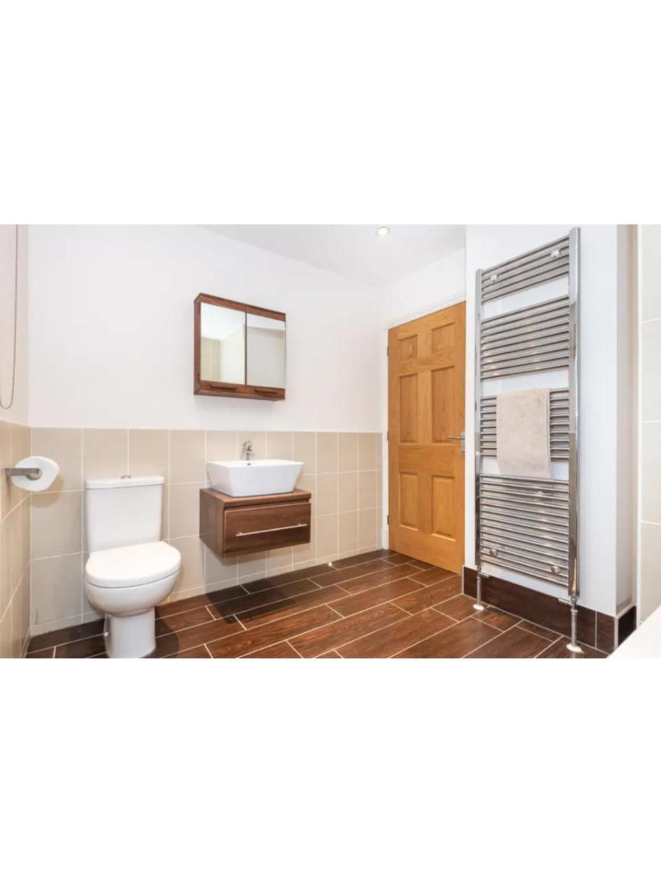 Spacious And Modern Townhouse I Pass The Keys York Exterior photo